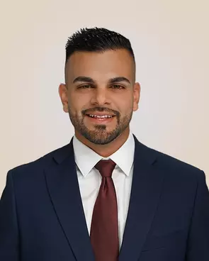 Raj Jhajj, Surrey, Real Estate Agent